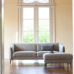 Hocker Belle
