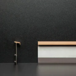 Teppicheinklebeleiste